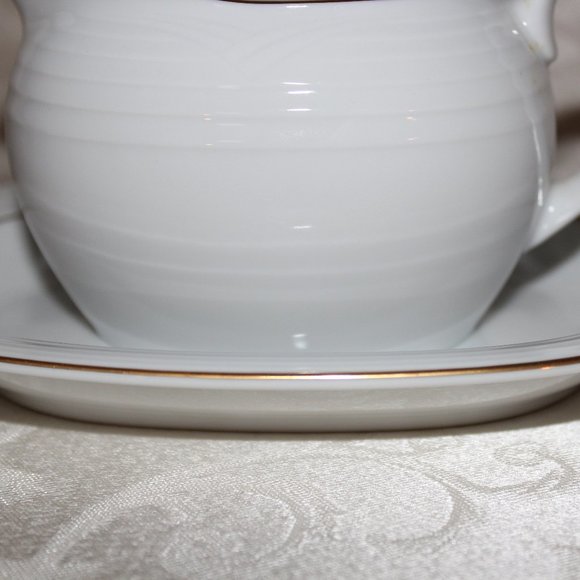 Noritake Arctic Gold Gravy Boat - Picture 6 of 11